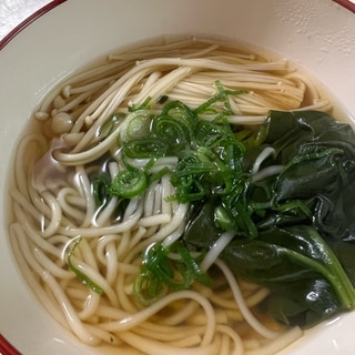 えのきとほうれん草のほっこりにゅうめん